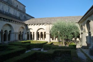 Cathédrale et cloitre - Vaison la romaine - 2018