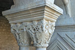 Cathédrale et cloitre - Vaison la romaine - 2018