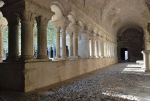 Cathédrale et cloitre - Vaison la romaine - 2018