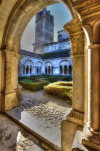 Cloître Cathédrale Notre Dame de Nazareth - Vaison la Romaine