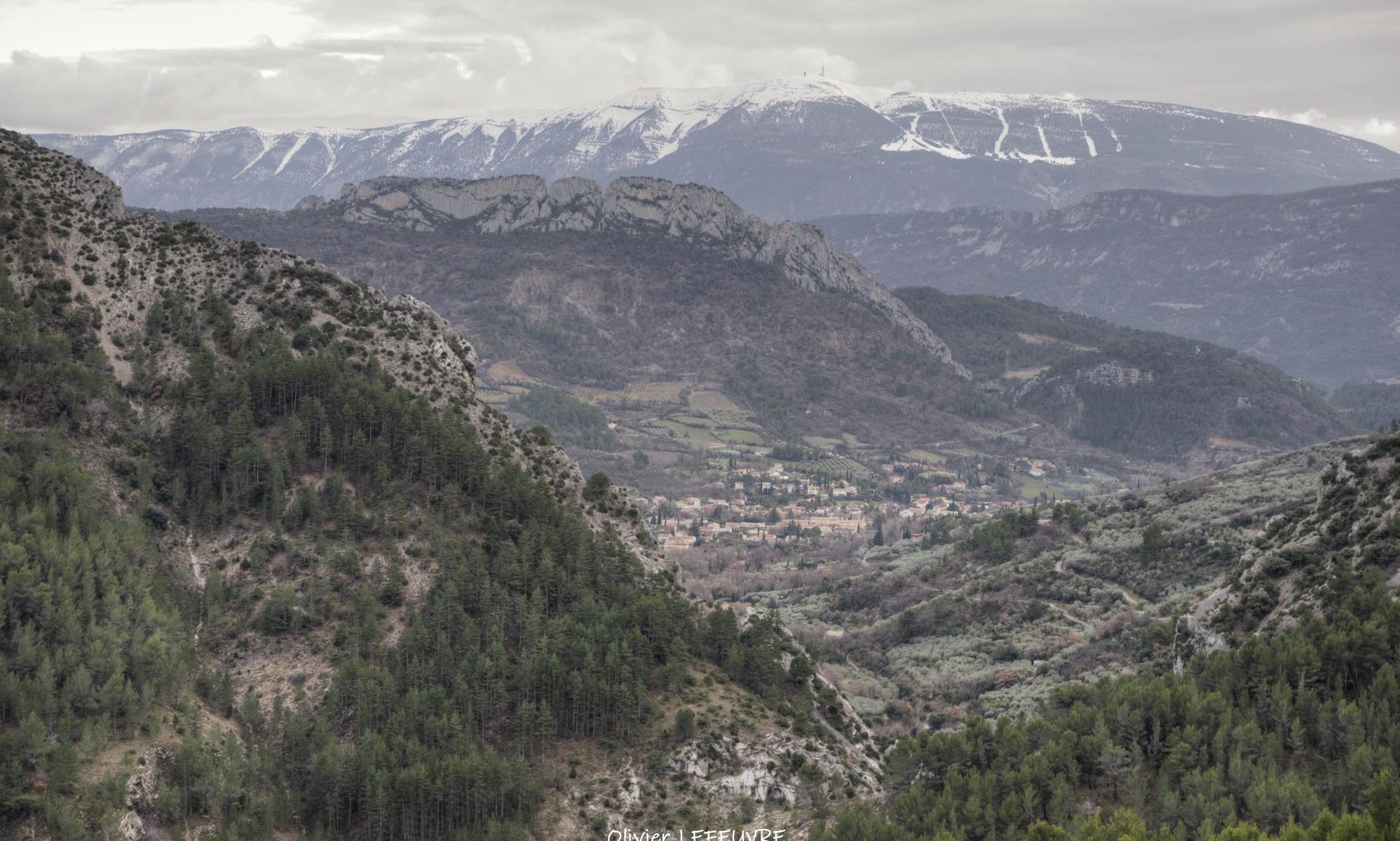 Le mont-Ventoux avec le Saint-Julien à Buis-les-Baronnies